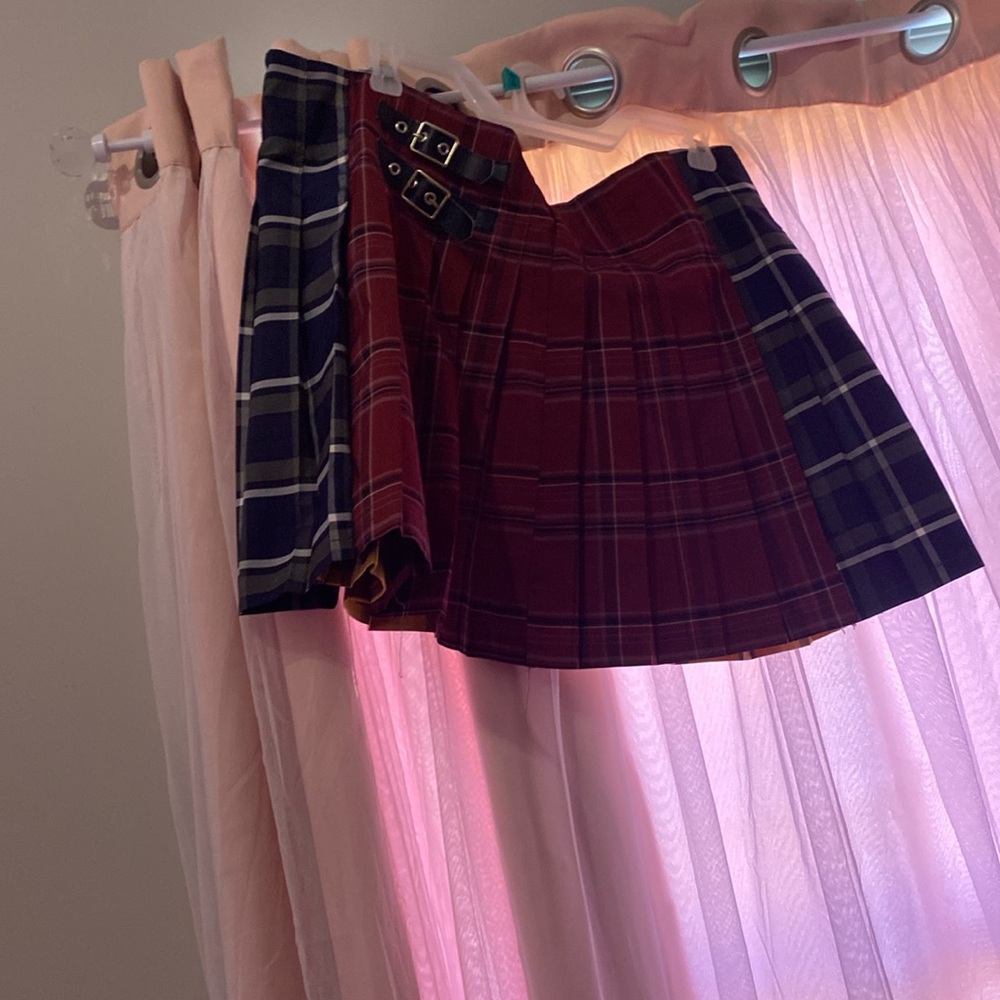 Multicolored tartan skirt